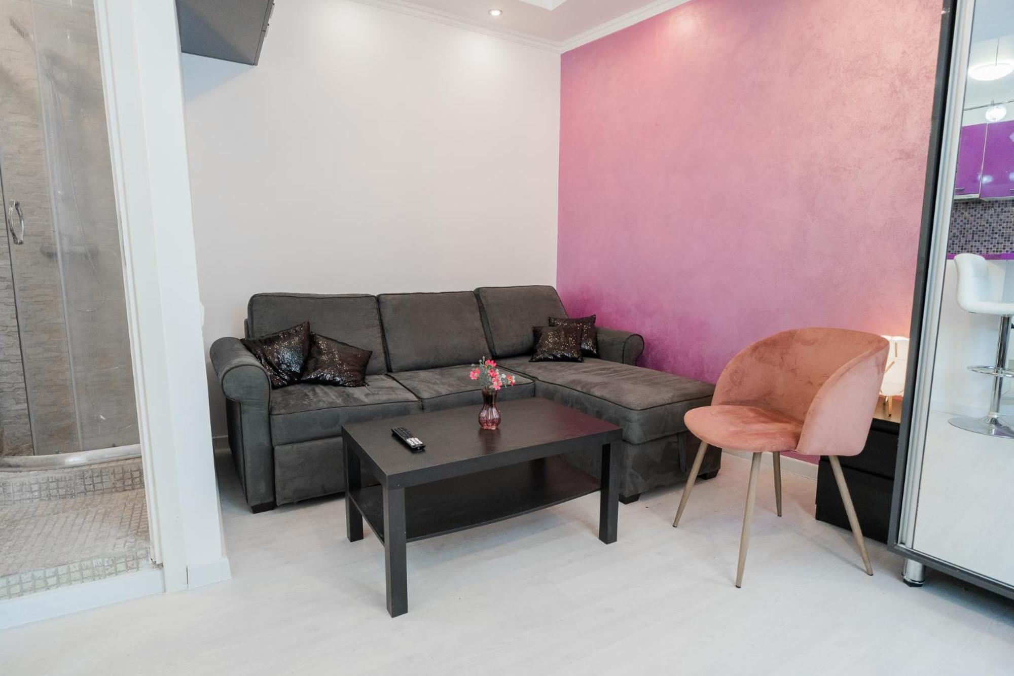 Ultra Central White & Lila Studio Bucharest Luaran gambar