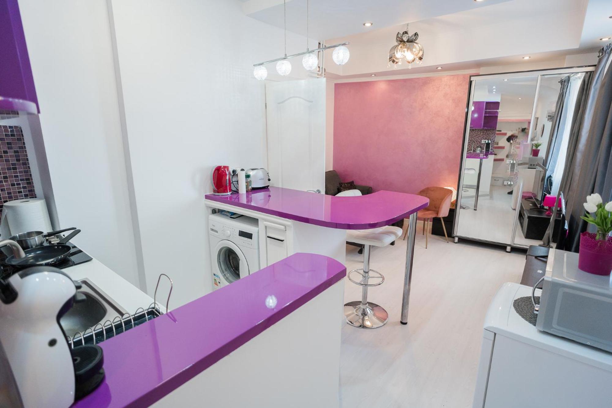 Ultra Central White & Lila Studio Bucharest Luaran gambar